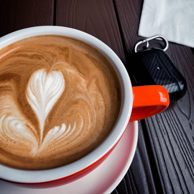 员工随笔｜等，，，，，一杯咖啡